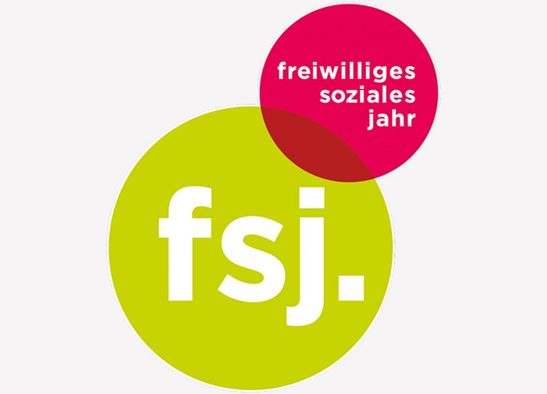 Das Logo des Freiwilligen Sozialen Jahres mit den Buchstaben fsj. Grün und rot in einem modernen Design.